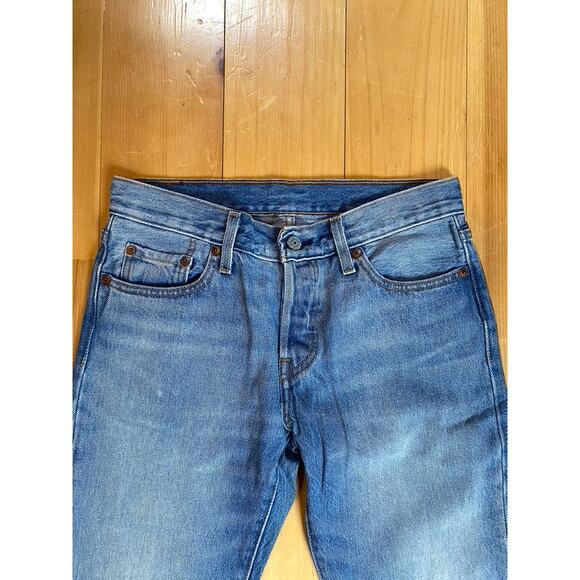 Levi 501 - Picture 4 of 9